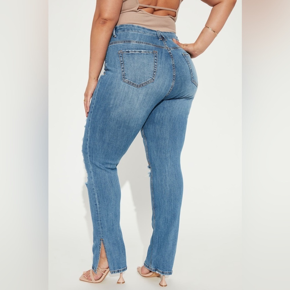 2/$25 Killing 'Em Kindly High Rise Jeans - Medium Blue Wash sz 13 - Picture 3 of 7